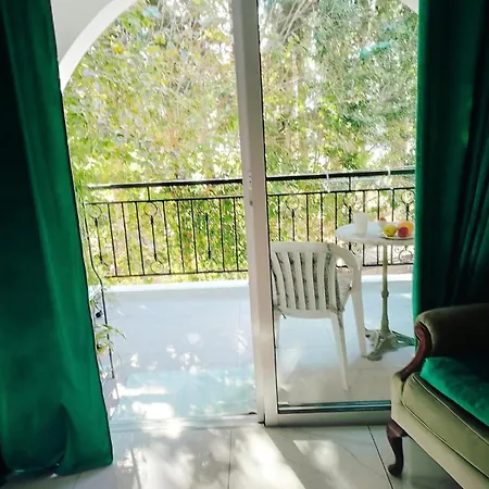 Sea Breeze 2br & Self Check In Апартаменты *